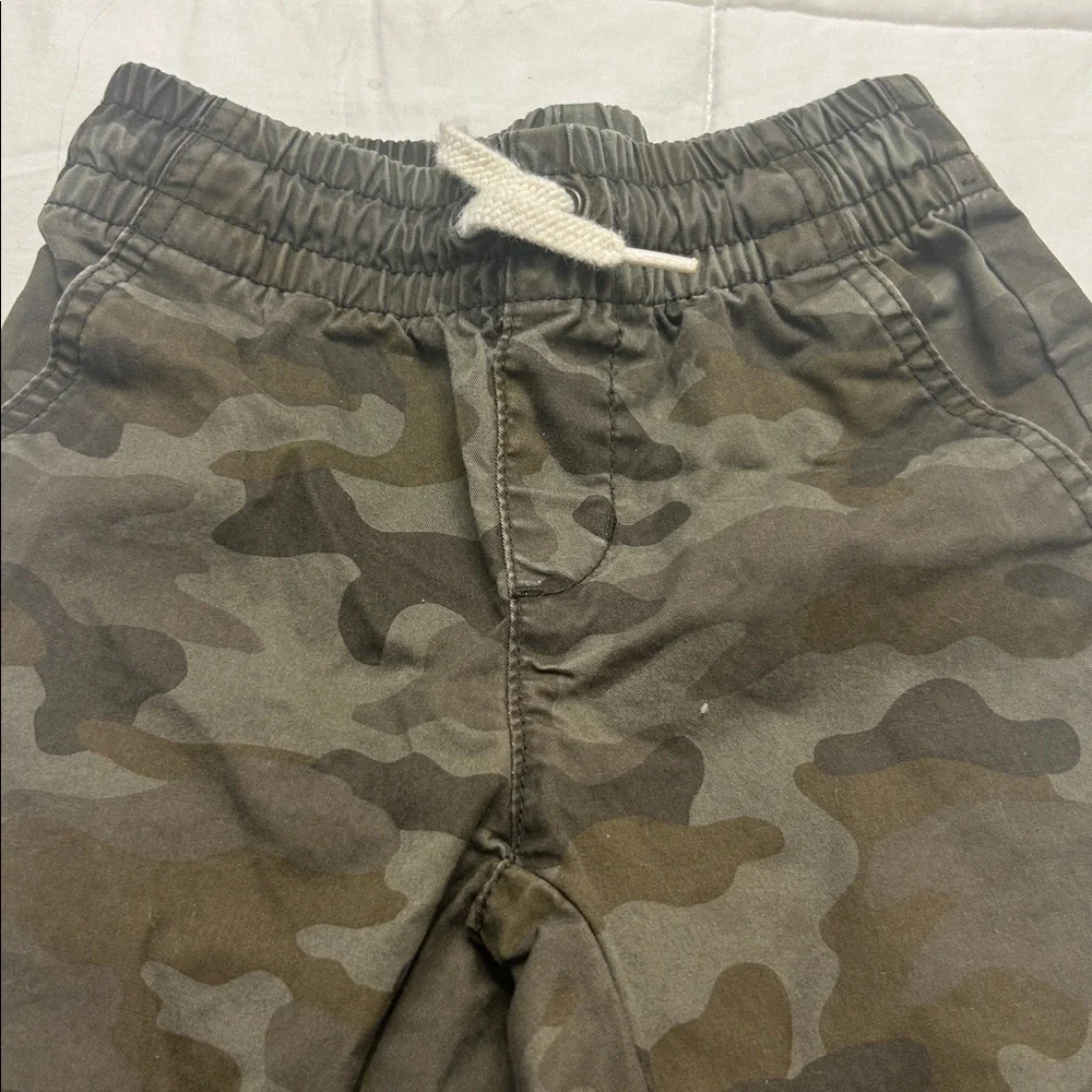 Old Navy Kids Camouflage Joggers - Green and Brown 💥